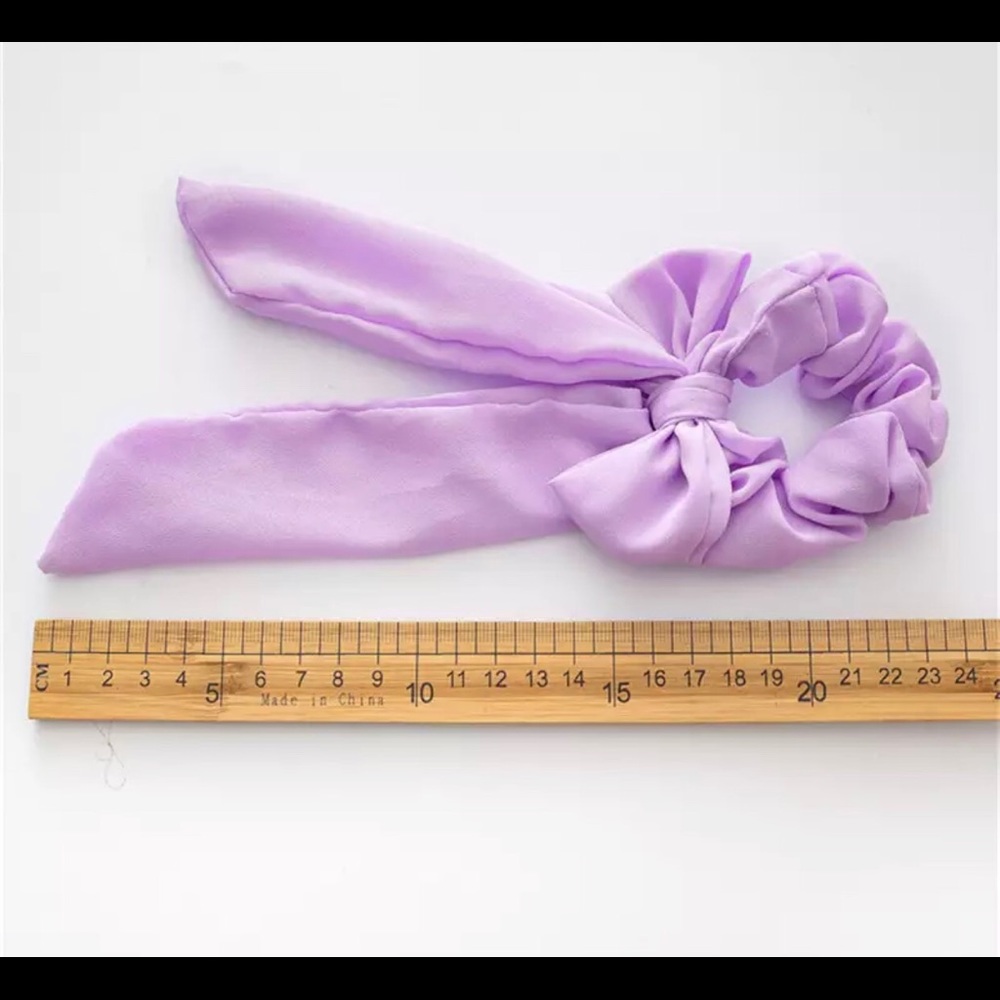 🆕  scrunchie🎀 - Picture 4 of 4